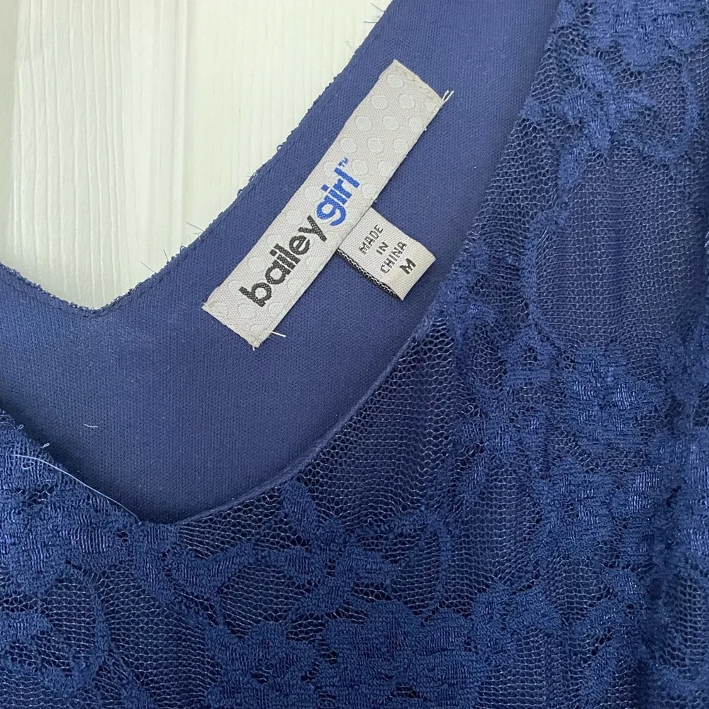 Navy blue high-low lace dress - Picture 5 of 7